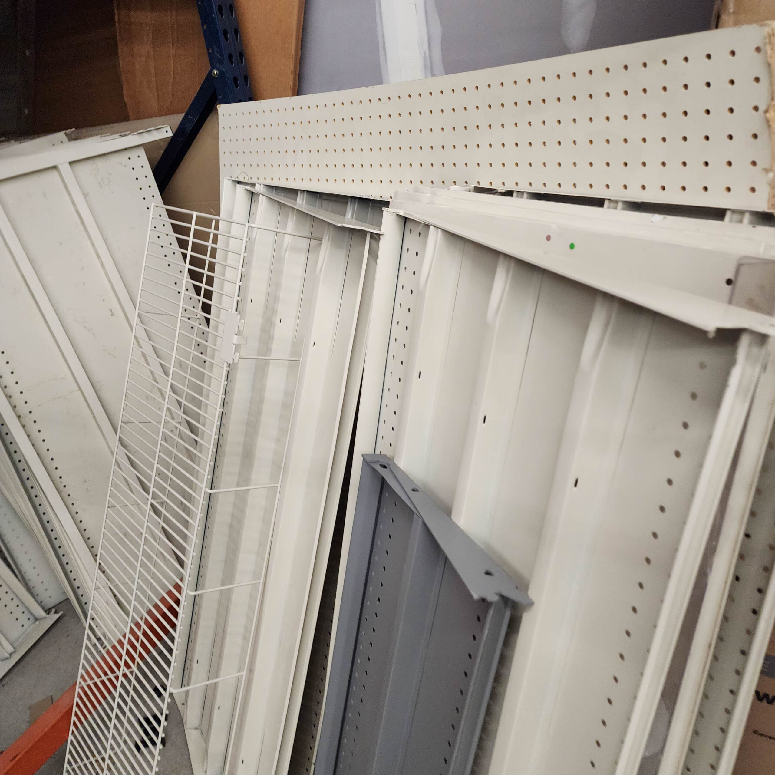 STORES FIXTURES NJ-233