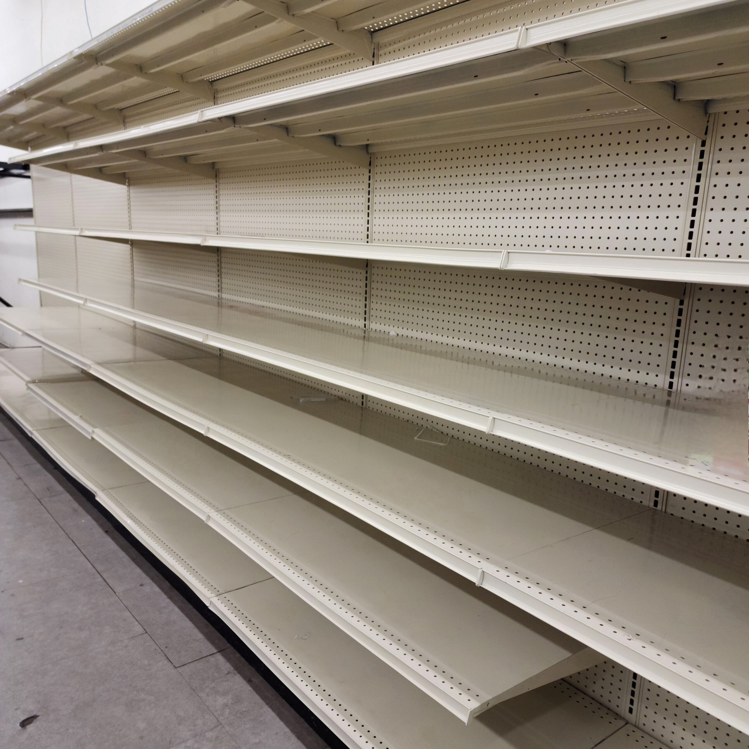 STORE FIXTURES NJ-118